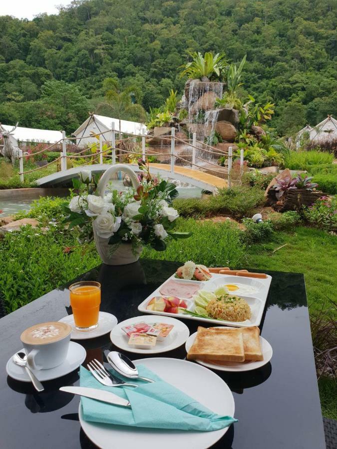 Mont Blanc Glamping Khao Yai Hotel Khao Yai National Park Eksteriør billede